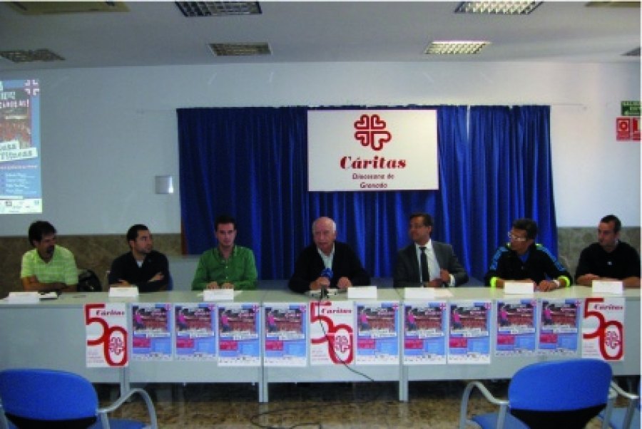 caritasgranada-presentacionmasterclassfitnes-4octubre2012