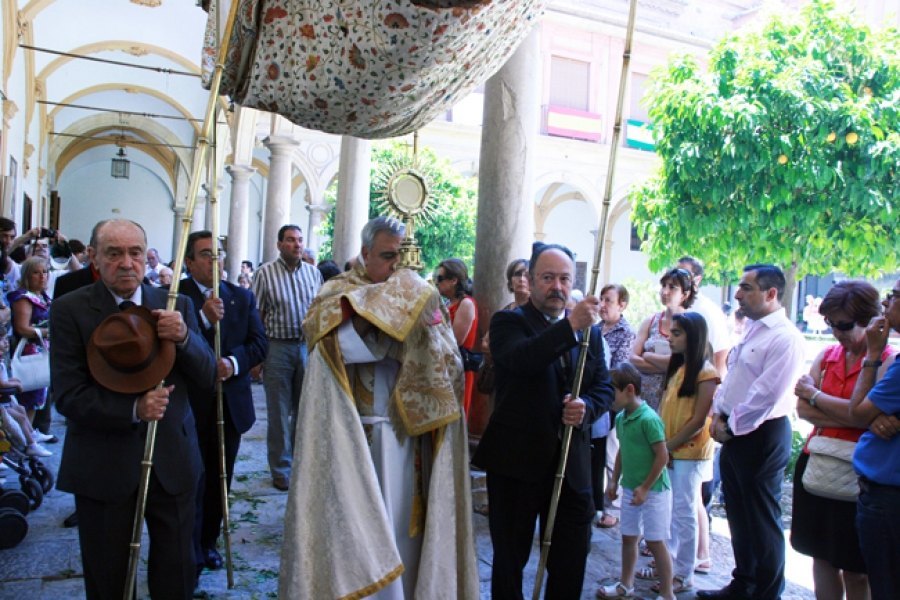 Celebración del Corpus Christi en Granada - Archidiócesis de Granada