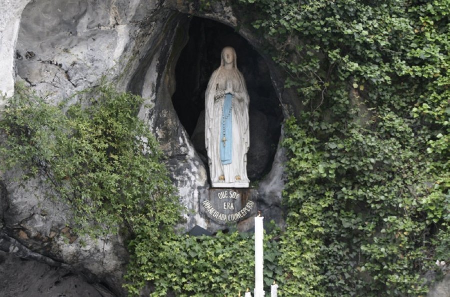 virgen de lourdes