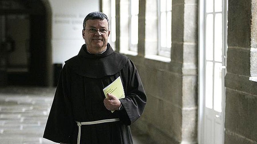 mons. santiago agrelo