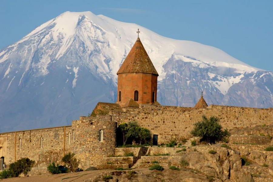 monasterio khor virap armenia