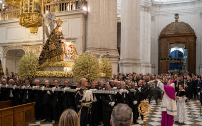Entrada de la Virgen de las Angustias en la Catedral de Granada