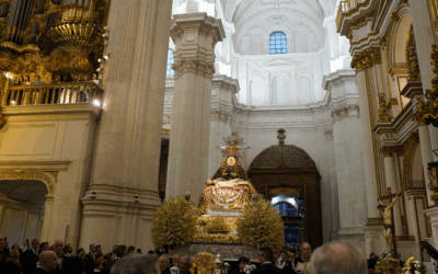 ¡Viva la Virgen de las Angustias!