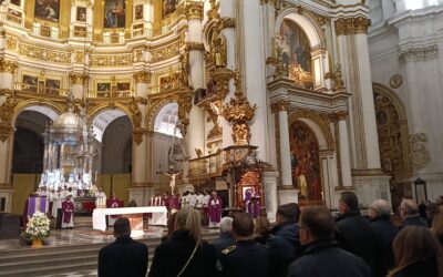 Granada reza en la Catedral por las víctimas del accidente en Adamuz