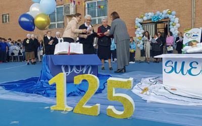 125 años de memoria agradecida, con las Esclavas Inmaculada Niña