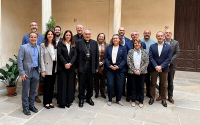 Encuentro del arzobispo con los directores de los colegios diocesanos