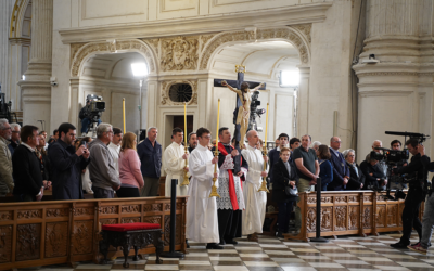 “Cristo nos ha salvado a través del Misterio de la cruz”